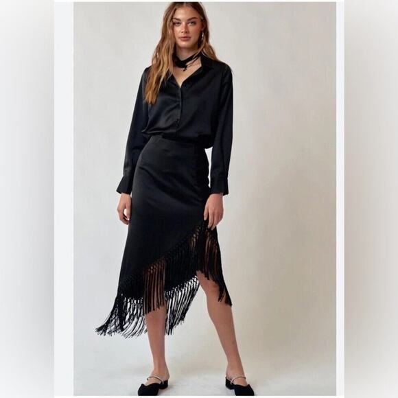 Zara Black Fringed Satin Effect Skirt - Picture 6 of 16